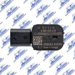 01445 Mercedes Benz Sprinter Power Brake Booster Vacuum Sensor A0009055204