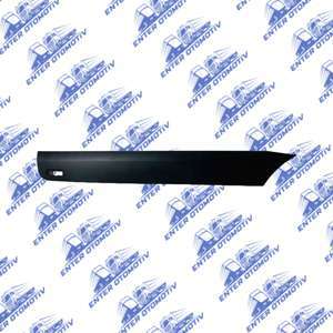 01758 Mercedes Benz Sprinter Rear Fender Rear Molding Trim - RH A9066903700