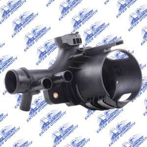 01821 Mercedes Benz Sprinter Water Outlet Fuel Filter Housing A6512006000