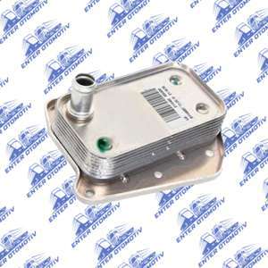 01938 Mercedes Benz Sprinter Engine Oil Cooler A6111880101