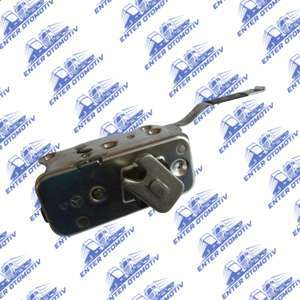 02682 Mercedes Benz 2521 Series Door Lock - RH 3817230301