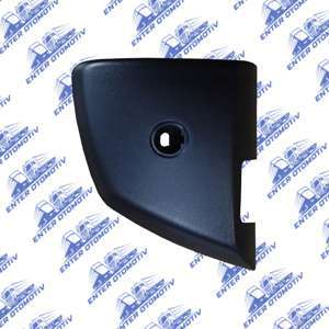 03111 MAN TGX Series Front Door Hinge Cover - LH 81624100201